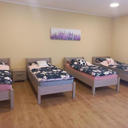 Pod Kogucikiem Lejlighedshotel Krzyzanowice Eksteriør billede