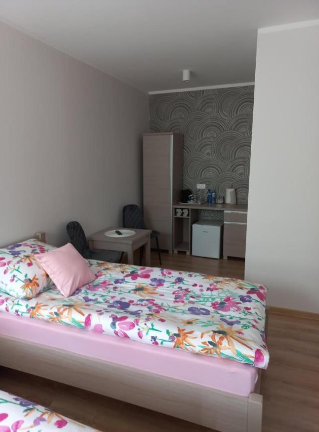 Pod Kogucikiem Lejlighedshotel Krzyzanowice Eksteriør billede